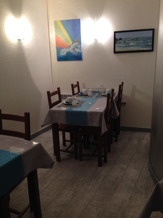Hotel Du Port 콩카르노 외부 사진